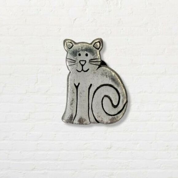 Pewter Cat Pin Chelsea Pewter Silver - Picture 1 of 3